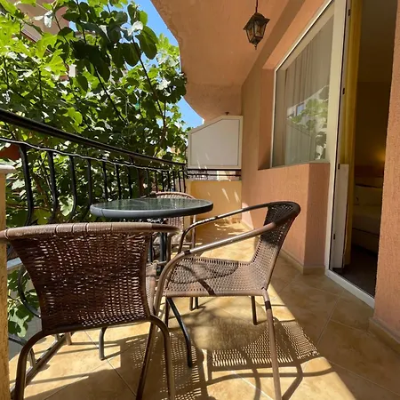 Alatoni Apartahotel Sozopol