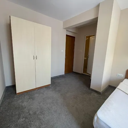 Alatoni Apart Otel 3*