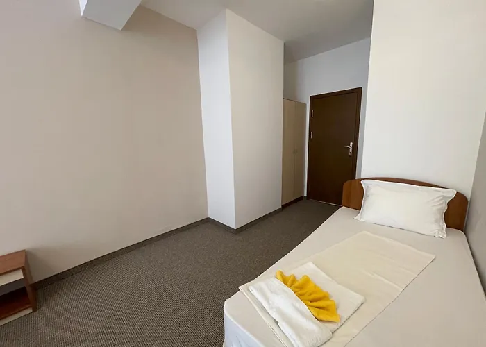 Alatoni 索佐波尔