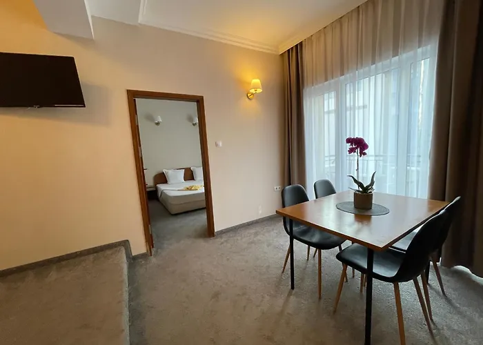 公寓式酒店 Alatoni 索佐波尔